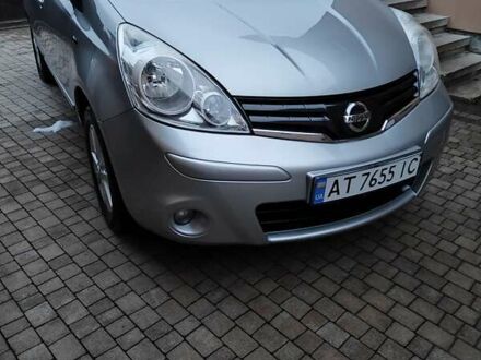 Бежевий Ніссан Ноут, об'ємом двигуна 1.6 л та пробігом 255 тис. км за 7950 $, фото 1 на Automoto.ua