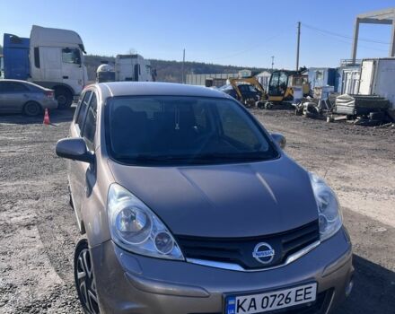 Бежевый Ниссан Ноут, объемом двигателя 1.4 л и пробегом 130 тыс. км за 7004 $, фото 1 на Automoto.ua