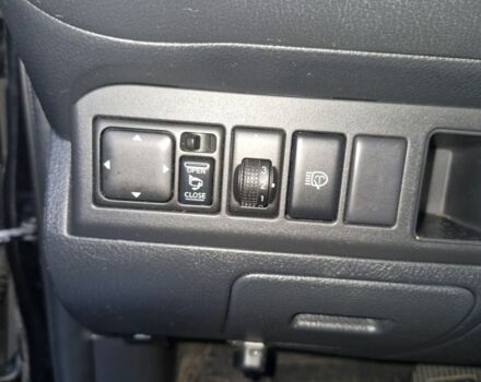 Чорний Ніссан Ноут, об'ємом двигуна 1.6 л та пробігом 226 тис. км за 6000 $, фото 11 на Automoto.ua