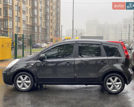 Черный Ниссан Ноут, объемом двигателя 1.6 л и пробегом 227 тыс. км за 6300 $, фото 5 на Automoto.ua