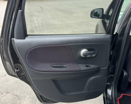 Чорний Ніссан Ноут, об'ємом двигуна 1.4 л та пробігом 217 тис. км за 5000 $, фото 25 на Automoto.ua