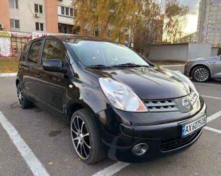 Черный Ниссан Ноут, объемом двигателя 1.6 л и пробегом 238 тыс. км за 5750 $, фото 1 на Automoto.ua
