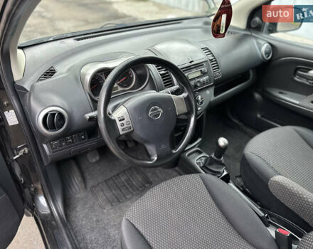 Черный Ниссан Ноут, объемом двигателя 1.6 л и пробегом 223 тыс. км за 4700 $, фото 20 на Automoto.ua