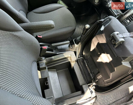 Чорний Ніссан Ноут, об'ємом двигуна 1.4 л та пробігом 224 тис. км за 5300 $, фото 31 на Automoto.ua