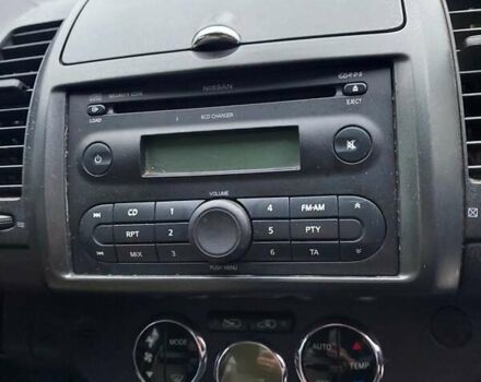 Черный Ниссан Ноут, объемом двигателя 1.6 л и пробегом 200 тыс. км за 4850 $, фото 6 на Automoto.ua