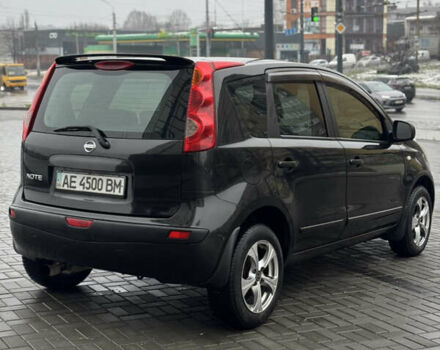 Черный Ниссан Ноут, объемом двигателя 1.6 л и пробегом 176 тыс. км за 5600 $, фото 4 на Automoto.ua