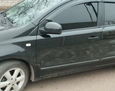 Черный Ниссан Ноут, объемом двигателя 1.39 л и пробегом 242 тыс. км за 5500 $, фото 4 на Automoto.ua