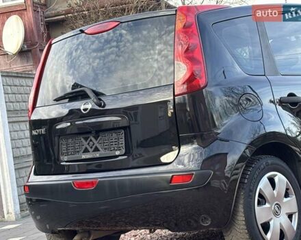 Черный Ниссан Ноут, объемом двигателя 1.6 л и пробегом 200 тыс. км за 6150 $, фото 53 на Automoto.ua
