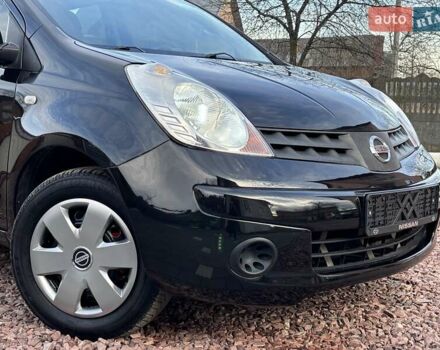Черный Ниссан Ноут, объемом двигателя 1.6 л и пробегом 200 тыс. км за 6150 $, фото 23 на Automoto.ua
