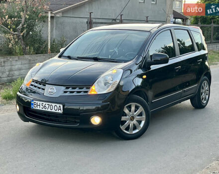 Черный Ниссан Ноут, объемом двигателя 1.6 л и пробегом 179 тыс. км за 5950 $, фото 1 на Automoto.ua