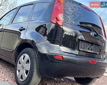 Чорний Ніссан Ноут, об'ємом двигуна 1.6 л та пробігом 200 тис. км за 6150 $, фото 74 на Automoto.ua