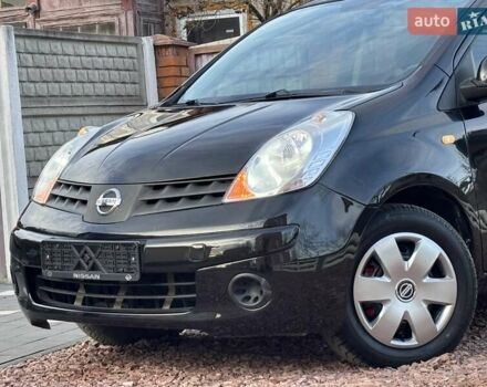Черный Ниссан Ноут, объемом двигателя 1.6 л и пробегом 200 тыс. км за 6150 $, фото 38 на Automoto.ua