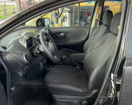 Черный Ниссан Ноут, объемом двигателя 1.6 л и пробегом 300 тыс. км за 4800 $, фото 10 на Automoto.ua