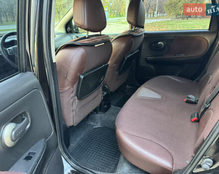 Чорний Ніссан Ноут, об'ємом двигуна 1.6 л та пробігом 157 тис. км за 6800 $, фото 18 на Automoto.ua