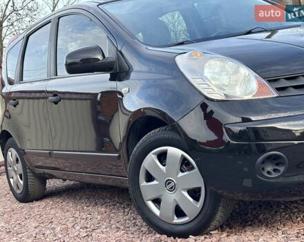 Черный Ниссан Ноут, объемом двигателя 1.6 л и пробегом 200 тыс. км за 6150 $, фото 24 на Automoto.ua