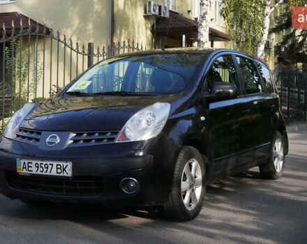 Черный Ниссан Ноут, объемом двигателя 1.6 л и пробегом 212 тыс. км за 6000 $, фото 2 на Automoto.ua
