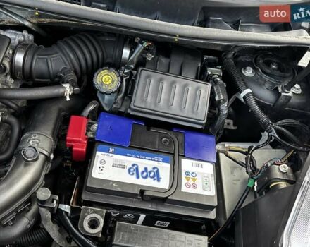 Чорний Ніссан Ноут, об'ємом двигуна 1.6 л та пробігом 200 тис. км за 6150 $, фото 114 на Automoto.ua