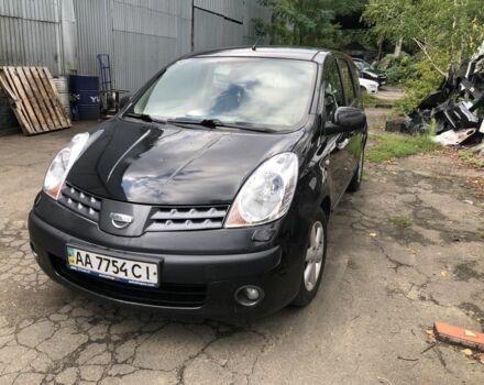 Чорний Ніссан Ноут, об'ємом двигуна 1.6 л та пробігом 370 тис. км за 5800 $, фото 1 на Automoto.ua