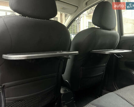 Чорний Ніссан Ноут, об'ємом двигуна 1.6 л та пробігом 192 тис. км за 5690 $, фото 67 на Automoto.ua