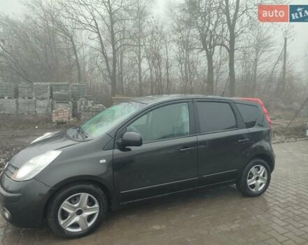 Черный Ниссан Ноут, объемом двигателя 1.39 л и пробегом 210 тыс. км за 4450 $, фото 1 на Automoto.ua