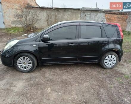 Черный Ниссан Ноут, объемом двигателя 1.6 л и пробегом 221 тыс. км за 5400 $, фото 2 на Automoto.ua