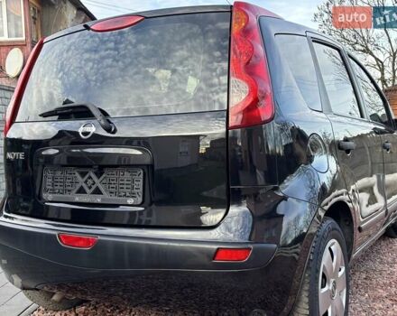 Черный Ниссан Ноут, объемом двигателя 1.6 л и пробегом 200 тыс. км за 6150 $, фото 63 на Automoto.ua
