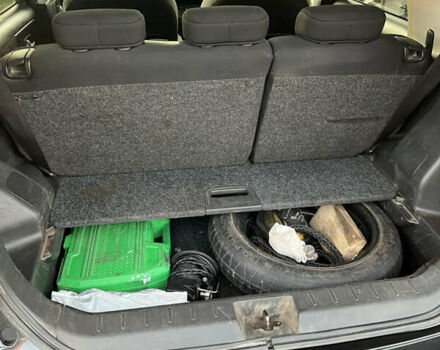 Черный Ниссан Ноут, объемом двигателя 1.6 л и пробегом 300 тыс. км за 4800 $, фото 15 на Automoto.ua