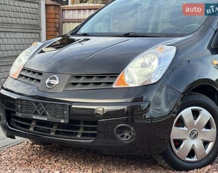 Черный Ниссан Ноут, объемом двигателя 1.6 л и пробегом 200 тыс. км за 6150 $, фото 41 на Automoto.ua
