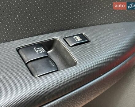 Черный Ниссан Ноут, объемом двигателя 1.6 л и пробегом 200 тыс. км за 6150 $, фото 80 на Automoto.ua