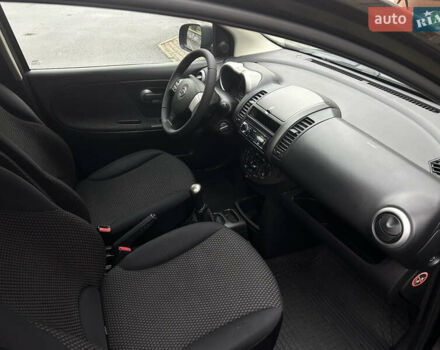 Чорний Ніссан Ноут, об'ємом двигуна 1.6 л та пробігом 192 тис. км за 5690 $, фото 59 на Automoto.ua