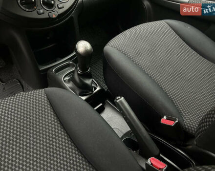 Чорний Ніссан Ноут, об'ємом двигуна 1.6 л та пробігом 192 тис. км за 5690 $, фото 49 на Automoto.ua