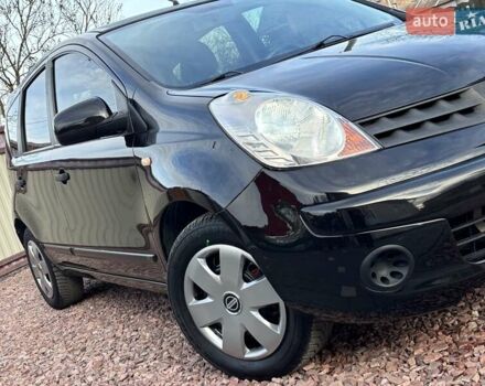 Черный Ниссан Ноут, объемом двигателя 1.6 л и пробегом 200 тыс. км за 6150 $, фото 32 на Automoto.ua