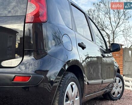 Черный Ниссан Ноут, объемом двигателя 1.6 л и пробегом 200 тыс. км за 6150 $, фото 62 на Automoto.ua