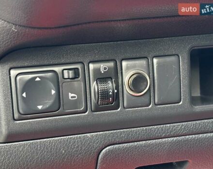 Чорний Ніссан Ноут, об'ємом двигуна 1.6 л та пробігом 200 тис. км за 6150 $, фото 79 на Automoto.ua