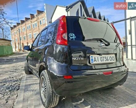 Черный Ниссан Ноут, объемом двигателя 1.6 л и пробегом 197 тыс. км за 6700 $, фото 4 на Automoto.ua