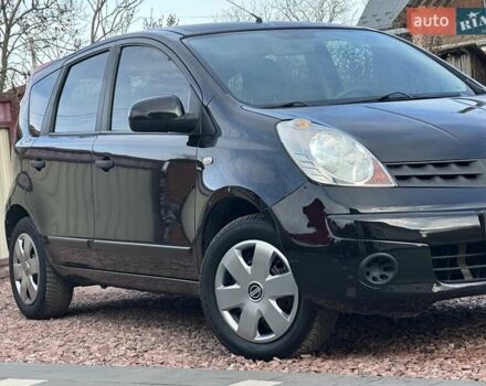 Черный Ниссан Ноут, объемом двигателя 1.6 л и пробегом 200 тыс. км за 6150 $, фото 12 на Automoto.ua