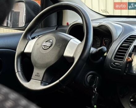 Чорний Ніссан Ноут, об'ємом двигуна 1.6 л та пробігом 200 тис. км за 6150 $, фото 99 на Automoto.ua