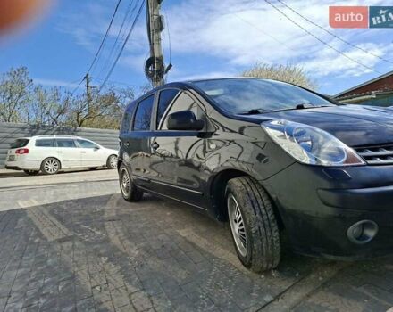 Черный Ниссан Ноут, объемом двигателя 1.6 л и пробегом 197 тыс. км за 6700 $, фото 14 на Automoto.ua