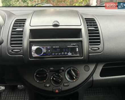 Чорний Ніссан Ноут, об'ємом двигуна 1.6 л та пробігом 192 тис. км за 5690 $, фото 42 на Automoto.ua