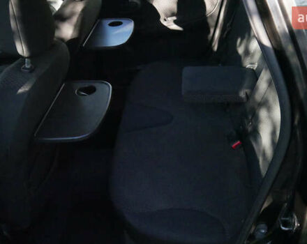 Черный Ниссан Ноут, объемом двигателя 1.6 л и пробегом 212 тыс. км за 6000 $, фото 8 на Automoto.ua