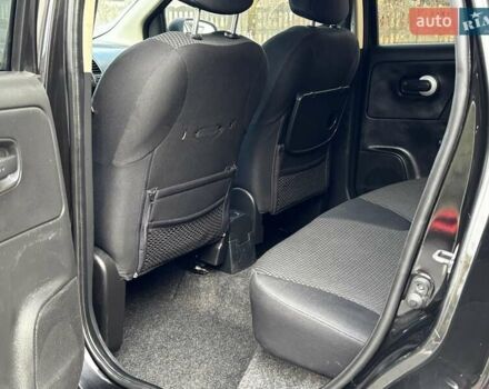 Чорний Ніссан Ноут, об'ємом двигуна 1.6 л та пробігом 200 тис. км за 6150 $, фото 106 на Automoto.ua