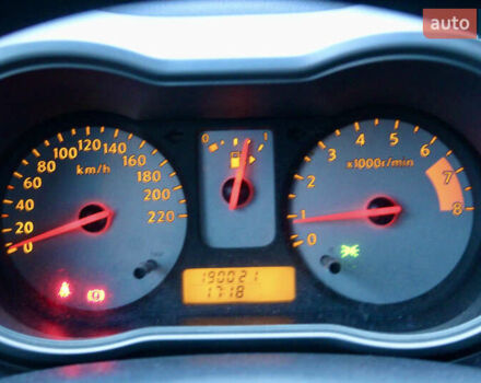 Чорний Ніссан Ноут, об'ємом двигуна 1.4 л та пробігом 190 тис. км за 4500 $, фото 18 на Automoto.ua