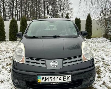 Черный Ниссан Ноут, объемом двигателя 1.6 л и пробегом 143 тыс. км за 6499 $, фото 1 на Automoto.ua