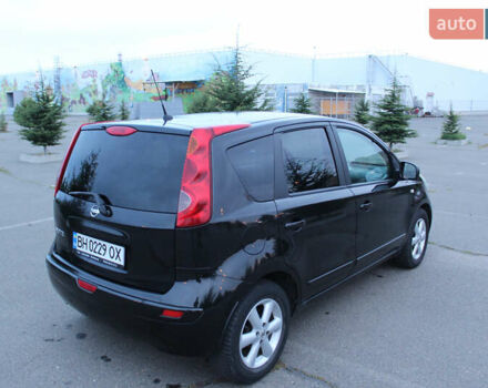 Чорний Ніссан Ноут, об'ємом двигуна 1.4 л та пробігом 190 тис. км за 4500 $, фото 5 на Automoto.ua