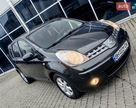 Черный Ниссан Ноут, объемом двигателя 1.39 л и пробегом 191 тыс. км за 4600 $, фото 2 на Automoto.ua