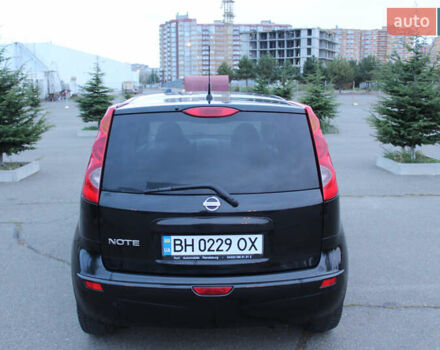 Чорний Ніссан Ноут, об'ємом двигуна 1.4 л та пробігом 190 тис. км за 4500 $, фото 6 на Automoto.ua