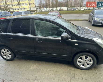 Черный Ниссан Ноут, объемом двигателя 1.6 л и пробегом 170 тыс. км за 6500 $, фото 4 на Automoto.ua