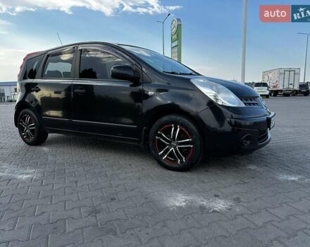 Чорний Ніссан Ноут, об'ємом двигуна 1.6 л та пробігом 206 тис. км за 4900 $, фото 6 на Automoto.ua
