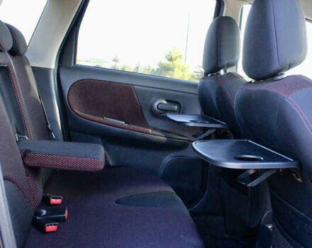 Чорний Ніссан Ноут, об'ємом двигуна 1.4 л та пробігом 190 тис. км за 4500 $, фото 14 на Automoto.ua