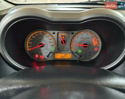 Чорний Ніссан Ноут, об'ємом двигуна 1.6 л та пробігом 200 тис. км за 5750 $, фото 33 на Automoto.ua